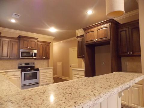 2817 Arbors Cir, Bryant, AR 72022 photo 8