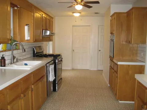 Kitchen - 1806 Hwy 8 E, Mena, AR 71953 photo 3 of 8
