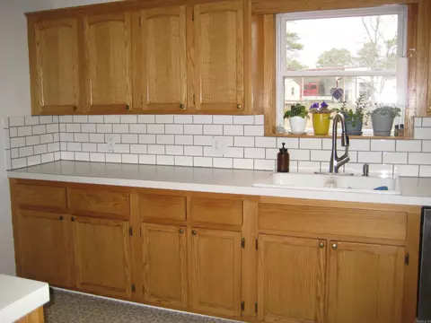 Kitchen - 1806 Hwy 8 E, Mena, AR 71953 photo 4 of 8