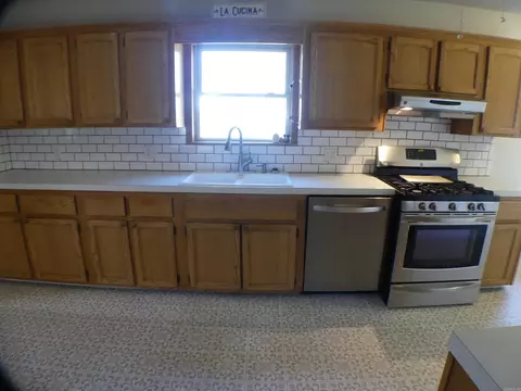 Kitchen - 1806 Hwy 8 E, Mena, AR 71953 photo 2 of 8