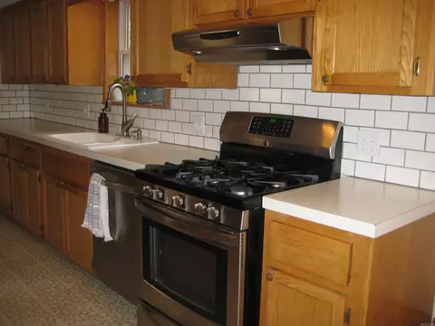 Kitchen - 1806 Hwy 8 E, Mena, AR 71953 photo 6 of 8