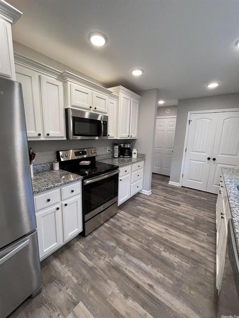 105 E Hills Dr, Bono, AR 72416 photo 2