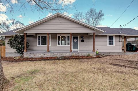 223 East Pine St, Benton, AR 72015 photo 1