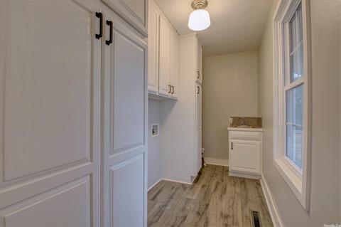 223 East Pine St, Benton, AR 72015 photo 29