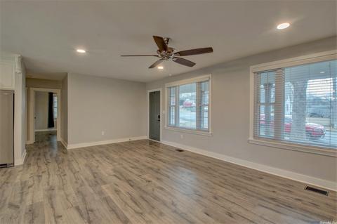 223 East Pine St, Benton, AR 72015 photo 7