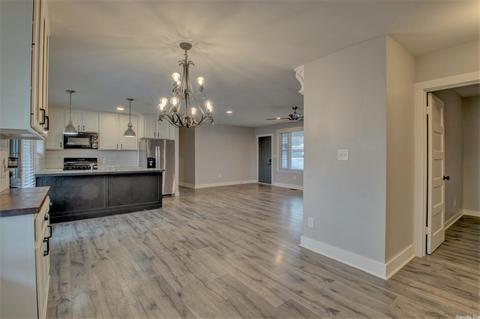 223 East Pine St, Benton, AR 72015 photo 13