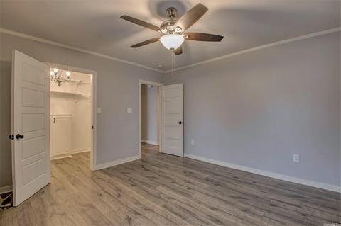 223 East Pine St, Benton, AR 72015 photo 20