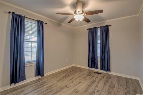 223 East Pine St, Benton, AR 72015 photo 28