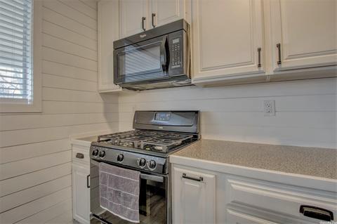 223 East Pine St, Benton, AR 72015 photo 16