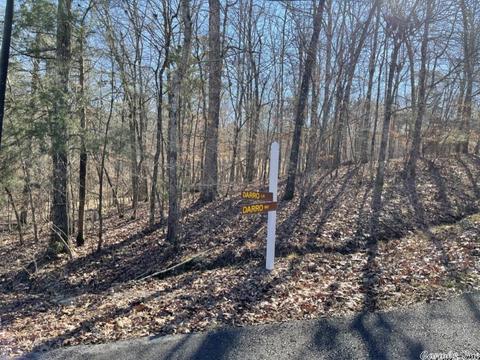 3 Darro Ln, Hot Springs Village, AR 71909