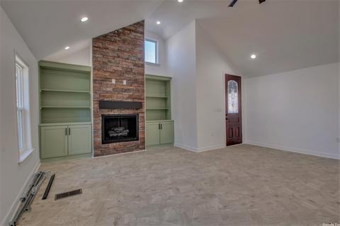 411 E Sevier St, Benton, AR 72015 photo 6