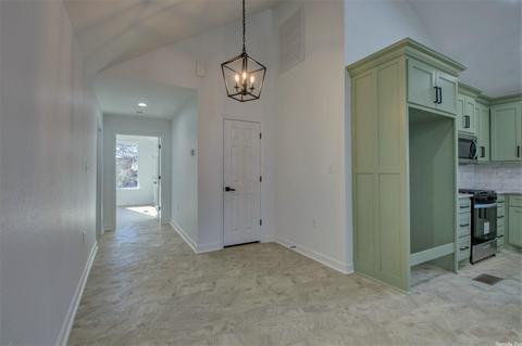 411 E Sevier St, Benton, AR 72015 photo 16
