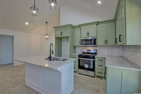 411 E Sevier St, Benton, AR 72015 photo 11