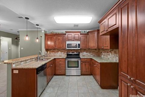 301 Queen Elizabeth Dr, Haskell, AR 72015 photo 12