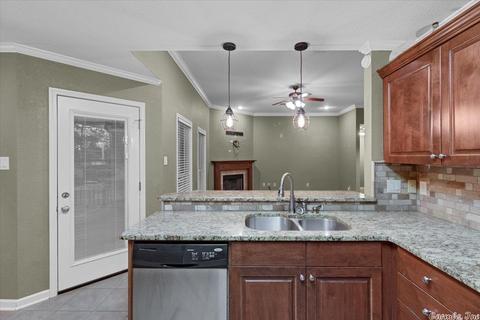 301 Queen Elizabeth Dr, Haskell, AR 72015 photo 11