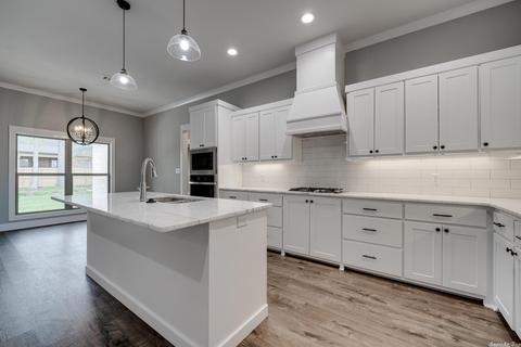 1565 Ivy, Conway, AR 72034 photo 7