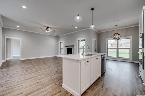 1565 Ivy, Conway, AR 72034 photo 8