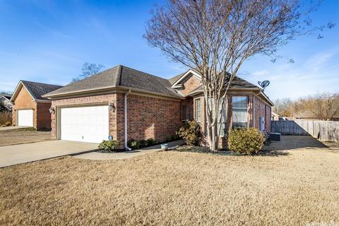 1709 Troop Ct, Jacksonville, AR 72076 photo 2
