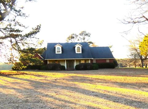 560 Mt Elba Rd E, Rison, AR 71665 photo 1