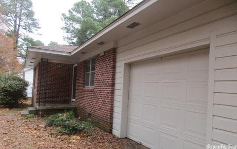 2811 Edgewood Dr, Pine Bluff, AR 71603 photo 3
