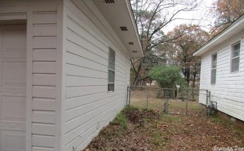 2811 Edgewood Dr, Pine Bluff, AR 71603 photo 4