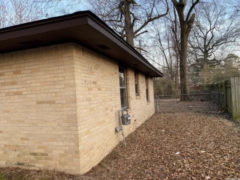 3106 Violet Dr, Pine Bluff, AR 71603 photo 3