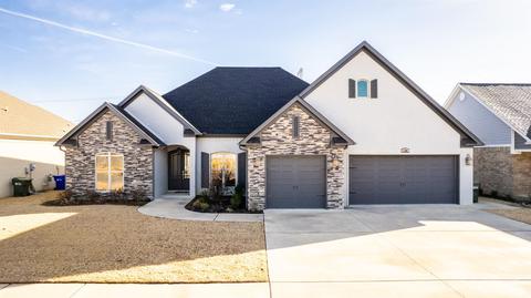130 Coopers Hawk, Conway, AR 72034 photo 1