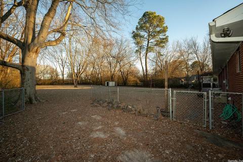 1318 Davis, Conway, AR 72034 photo 15