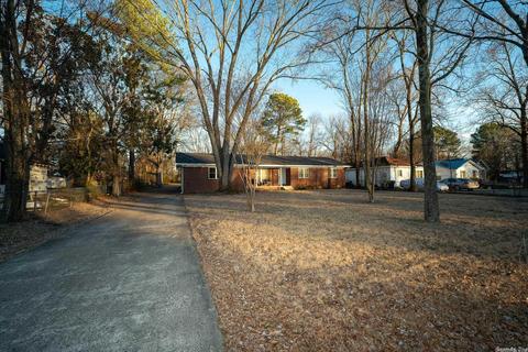 1318 Davis, Conway, AR 72034 photo 1