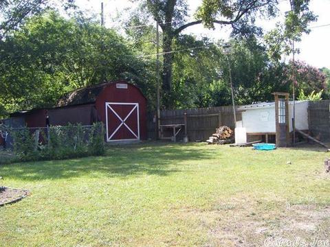 900 E Maple St, Gurdon, AR 71743 photo 28