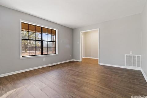 1612 Hickory Dr, Bryant, AR 72019 photo 12