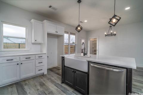 1655 Rohan Cr, Conway, AR 72032 photo 8