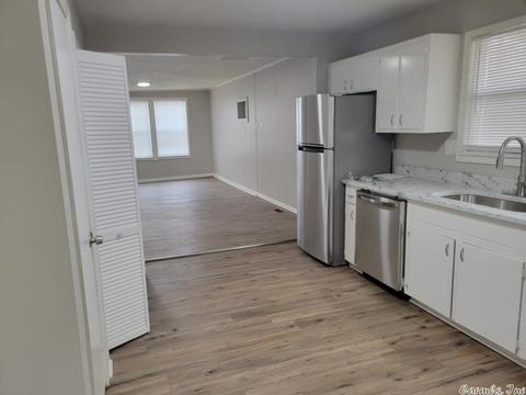 129 S Second St, Benton, AR 72015 photo 7