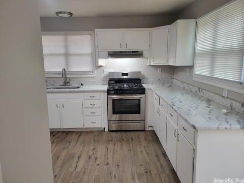 129 S Second St, Benton, AR 72015 photo 6