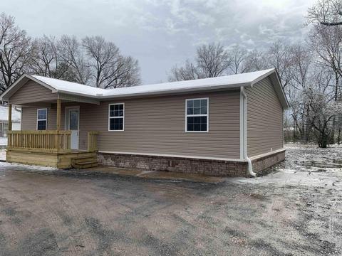 208 E Florida St, Beebe, AR 72012 photo 2