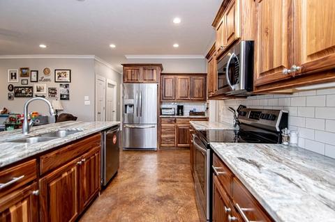 1510 Graybeard, Conway, AR 72034 photo 6
