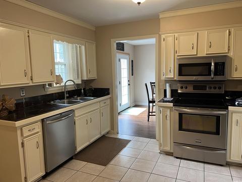 606 Park Ter, White Hall, AR 71602 photo 4