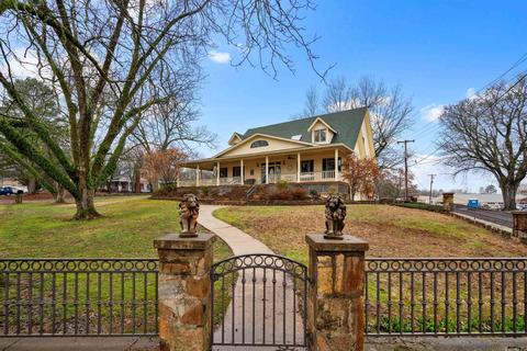 105 Luzerne St, Mount Ida, AR 71957 photo 1
