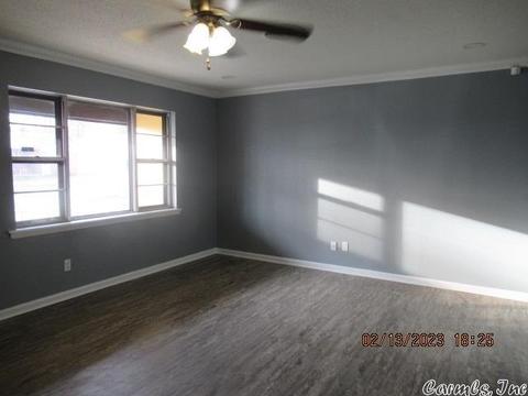 421 Carson, Benton, AR 72015 photo 2