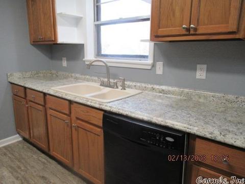 421 Carson, Benton, AR 72015 photo 5