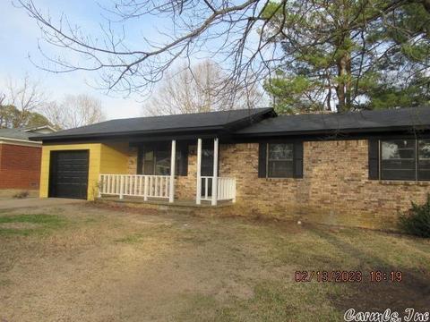 421 Carson, Benton, AR 72015 photo 1