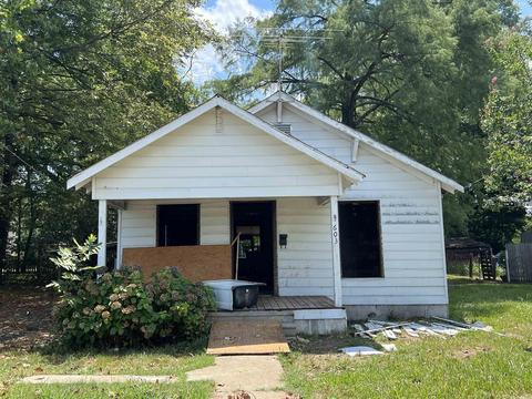 603 Polk St, Conway, AR 72032 photo 1