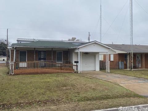 904 W Main St, Trumann, AR 72472 photo 1