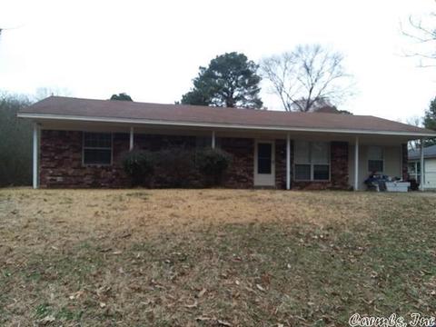 2402 Parkview St, Conway, AR 72034 photo 1