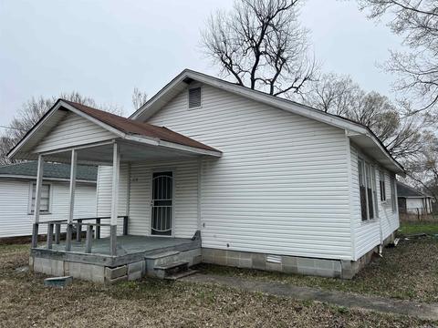 1219 S Highland, Pine Bluff, AR 71603 photo 2