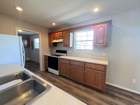 936 E Margaret St, Piggott, AR 72454 photo 32