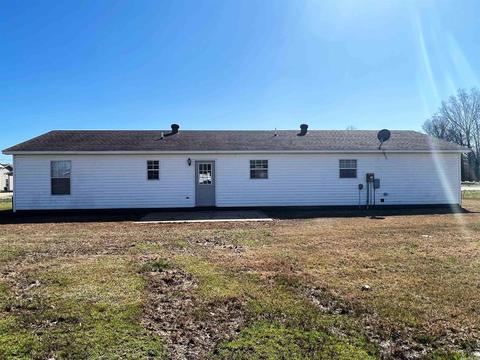936 E Margaret St, Piggott, AR 72454 photo 8