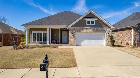 135 Grey Fox, Conway, AR 72034 photo 1