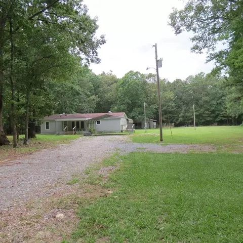 3908 Big Creek Rd, Pine Bluff, AR 71603 photo 2