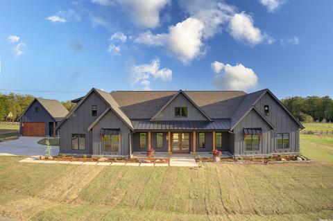 9168 Red Barn Way, Alexander, AR 72002 photo 1